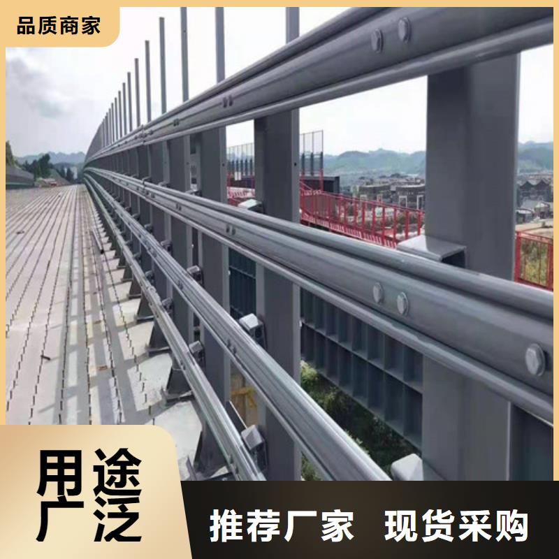 购买(金鑫)道路桥梁防撞护栏 铸造石护栏厂家精选货源