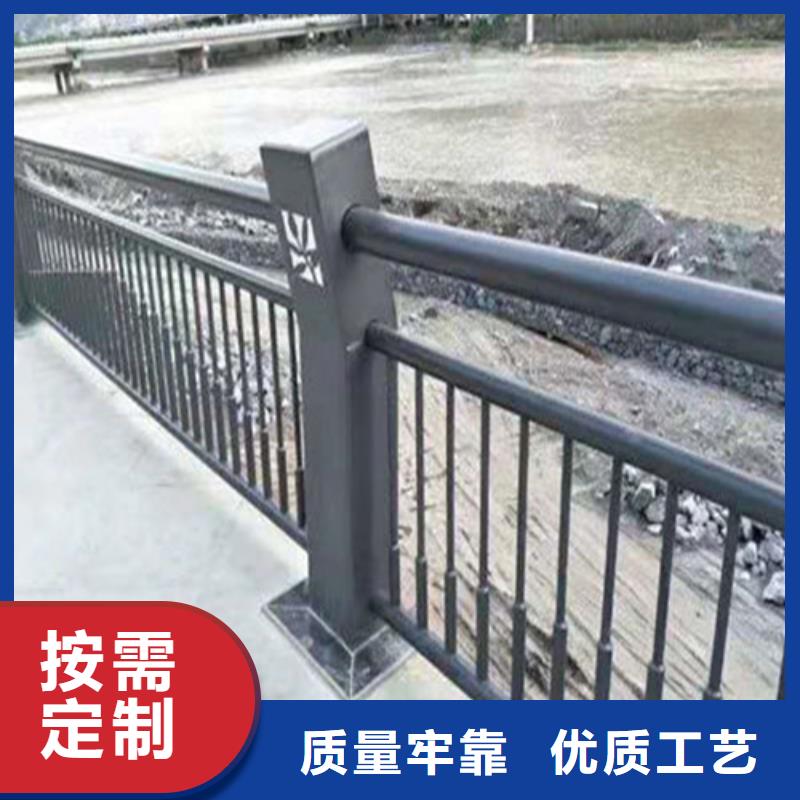 选购<聚晟>品牌的金属梁柱式中央防撞护栏生产厂家