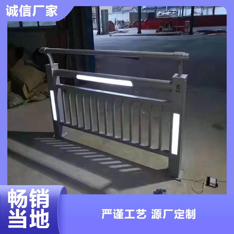 【桥梁护栏】高速公路防撞护栏经久耐用